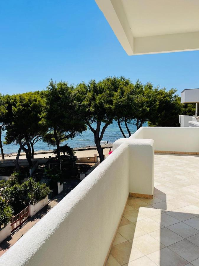 Attico Margherita - La Terrazza Sul Mare غالّيبولي المظهر الخارجي الصورة