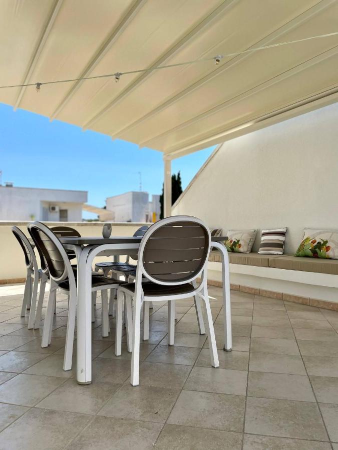 Attico Margherita - La Terrazza Sul Mare غالّيبولي المظهر الخارجي الصورة