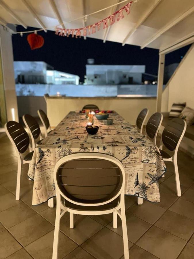 Attico Margherita - La Terrazza Sul Mare غالّيبولي المظهر الخارجي الصورة