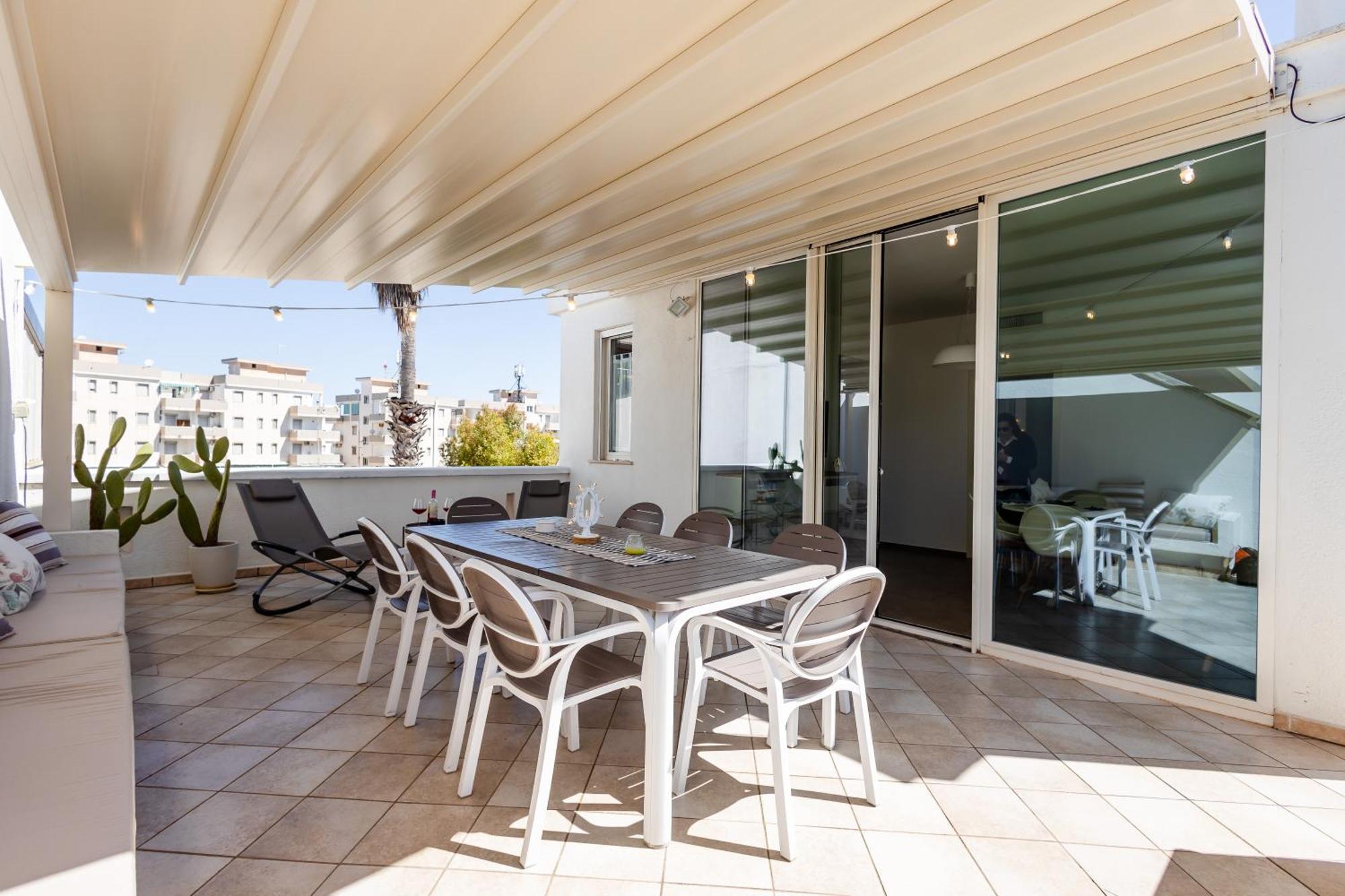 Attico Margherita - La Terrazza Sul Mare غالّيبولي المظهر الخارجي الصورة